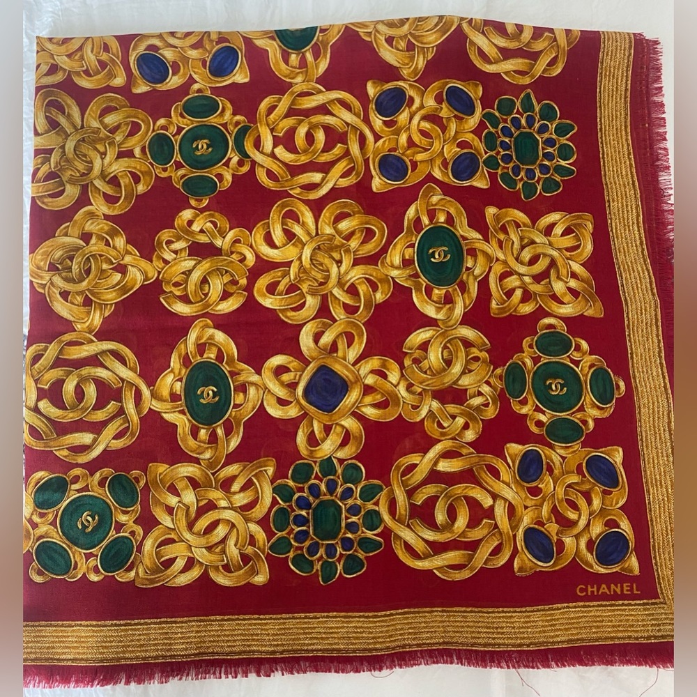 Authentic Chanel Scarf 🧣 - Picture 3 of 9